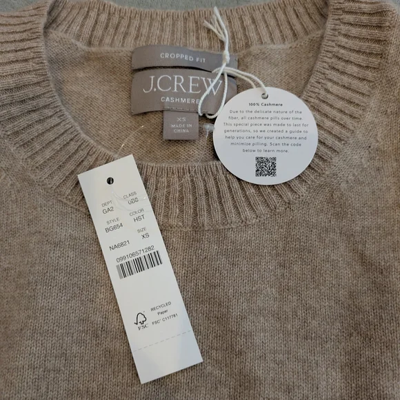 Cashmere shrunken crewneck sweater J. Crew Light Beige Crew Neck Sweater - Picture 7 of 8